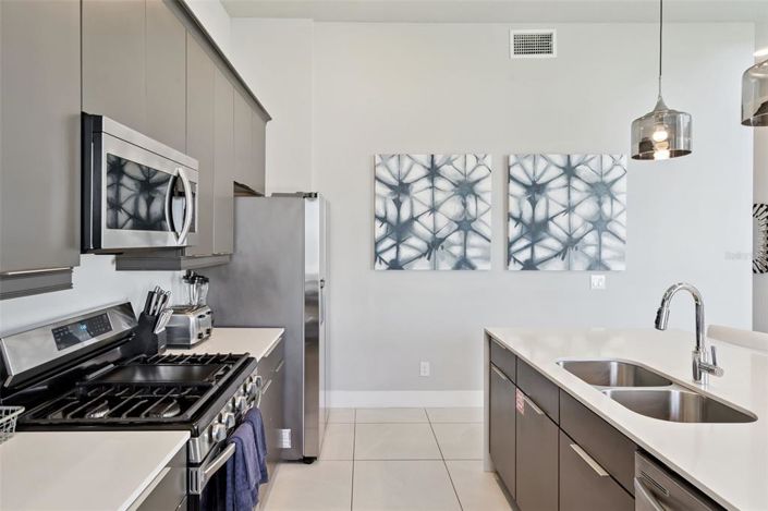 Image No.11-5 Bed Property for sale