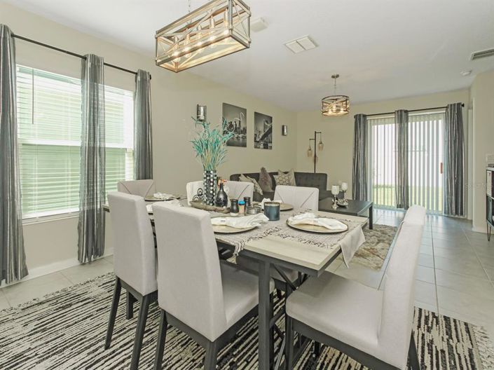 Image No.10-3 Bed Property for sale