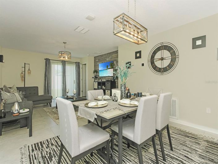 Image No.11-3 Bed Property for sale