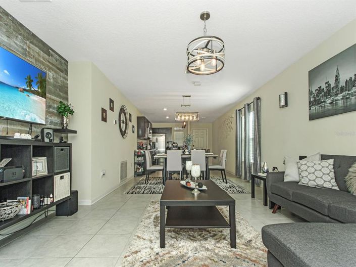 Image No.15-3 Bed Property for sale