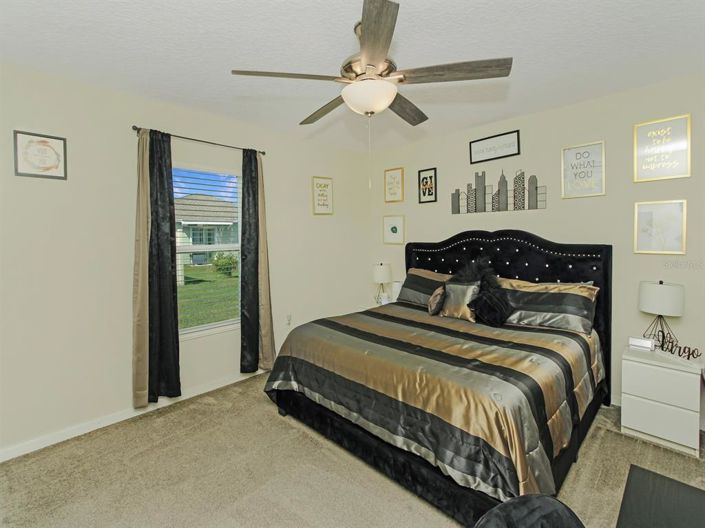 Image No.17-3 Bed Property for sale