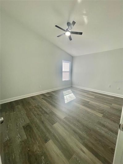 Image No.12-5 Bed Property for sale