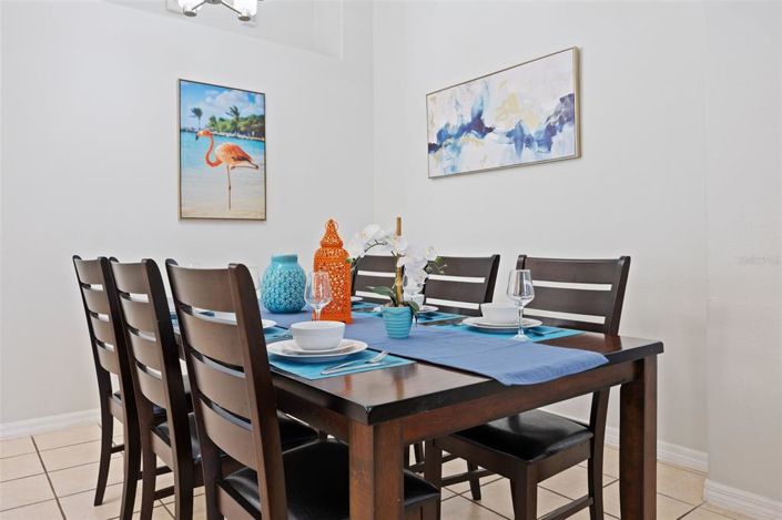 Image No.10-5 Bed Property for sale