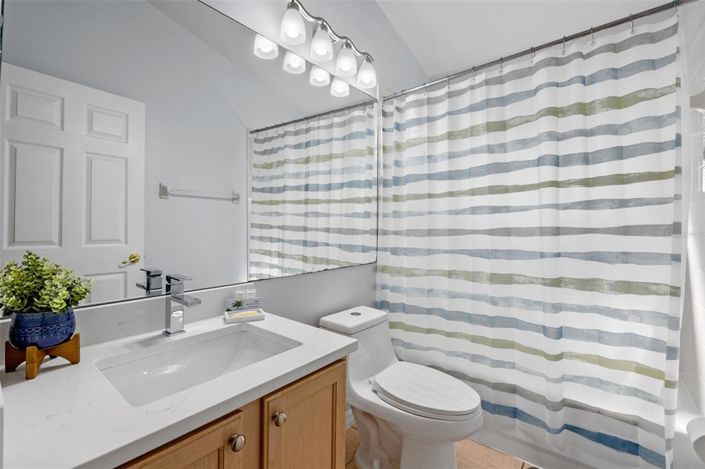 Image No.29-5 Bed Property for sale