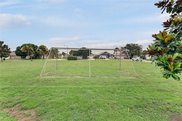 Image No.38-5 Bed Property for sale