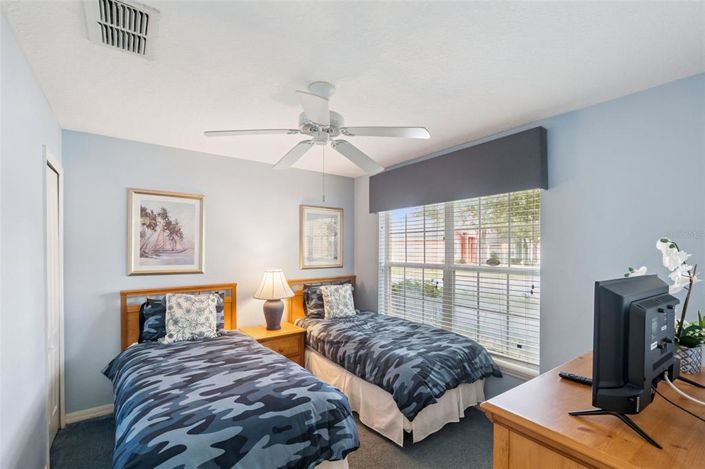 Image No.22-5 Bed Property for sale