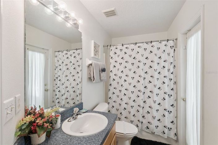 Image No.23-5 Bed Property for sale