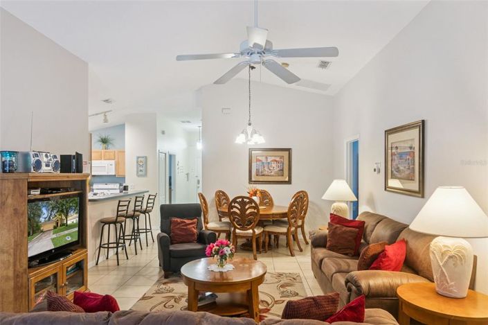 Image No.7-5 Bed Property for sale