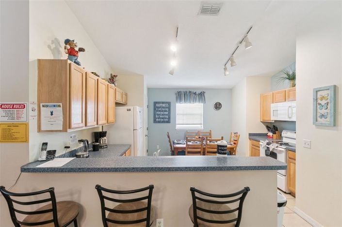 Image No.8-5 Bed Property for sale