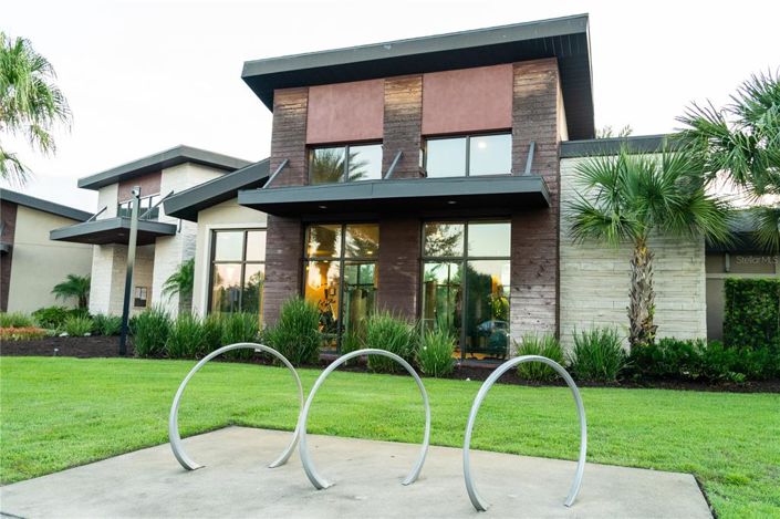 Image No.38-4 Bed Property for sale