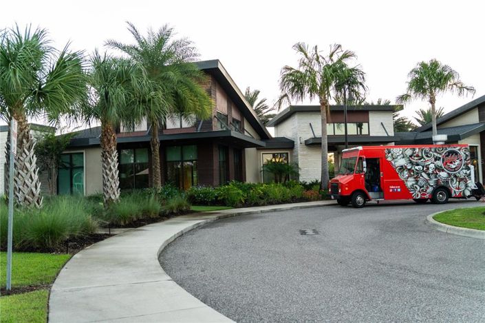 Image No.40-4 Bed Property for sale