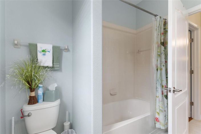 Image No.32-4 Bed Property for sale