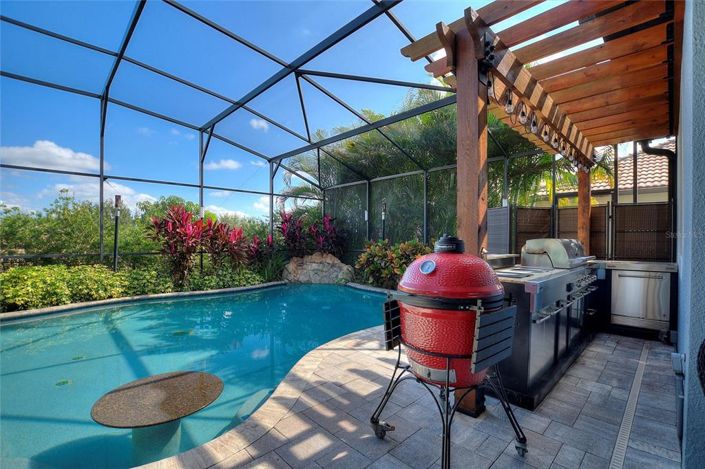 Image No.37-4 Bed Property for sale