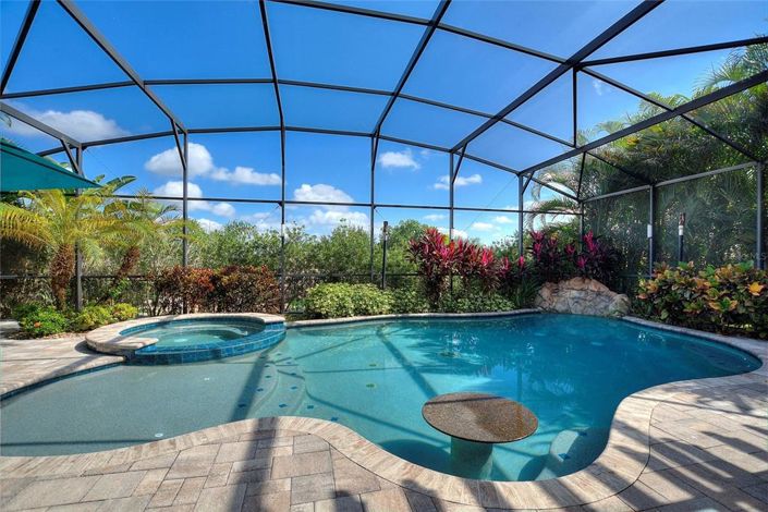 Image No.38-4 Bed Property for sale