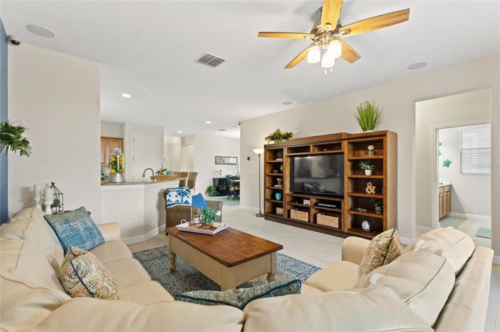 Image No.8-4 Bed Property for sale