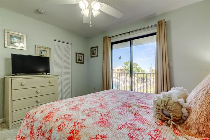 Image No.30-2 Bed Townhouse for sale