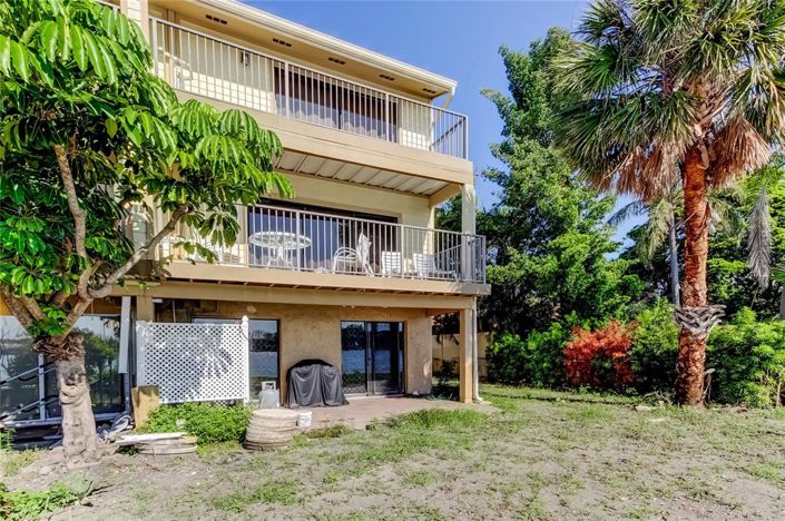 Image No.35-2 Bed Townhouse for sale