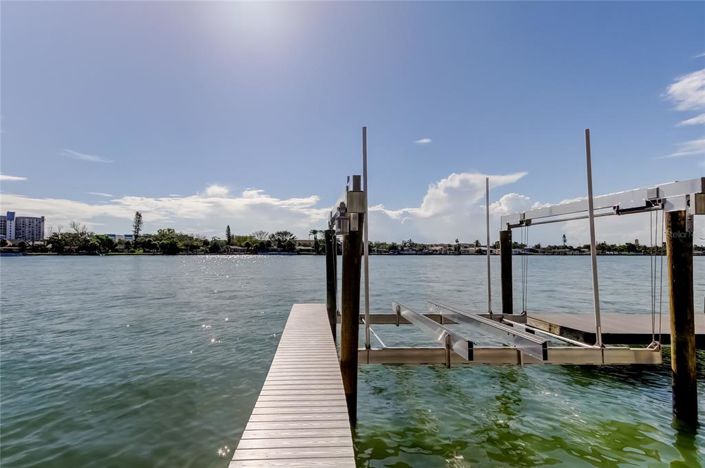 Image No.41-2 Bed Townhouse for sale