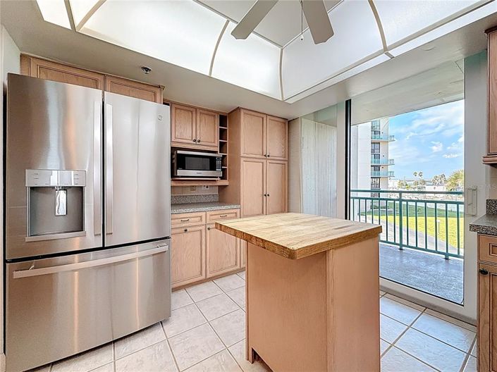 Image No.24-3 Bed Property for sale