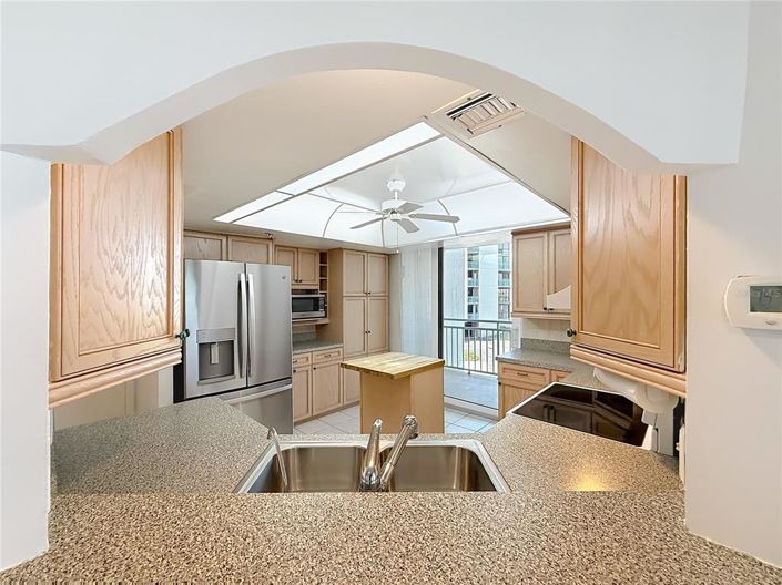 Image No.30-3 Bed Property for sale