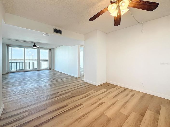 Image No.31-3 Bed Property for sale