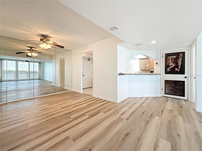 Image No.36-3 Bed Property for sale