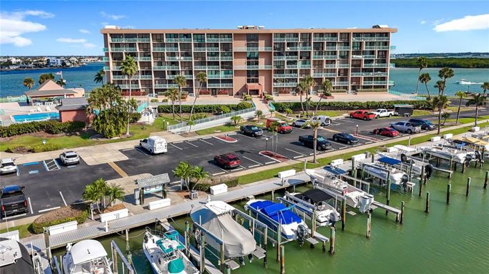 Image No.4-3 Bed Property for sale