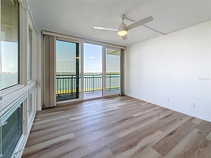 Image No.50-3 Bed Property for sale