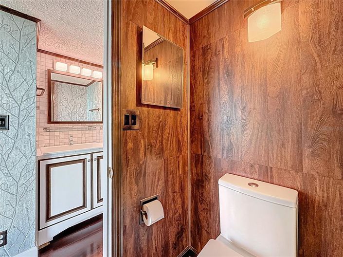 Image No.54-3 Bed Property for sale