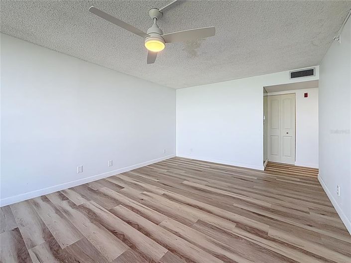 Image No.57-3 Bed Property for sale