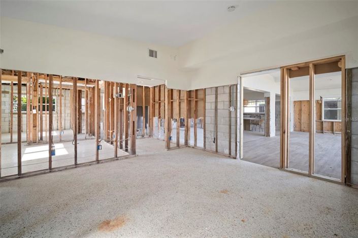 Image No.22-3 Bed Property for sale