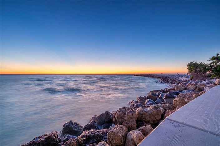 Image No.36-2 Bed Property for sale