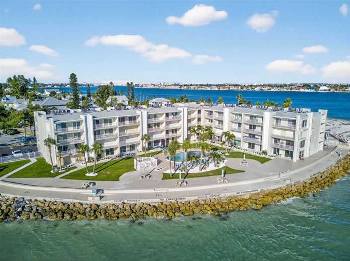 Image No.38-2 Bed Property for sale