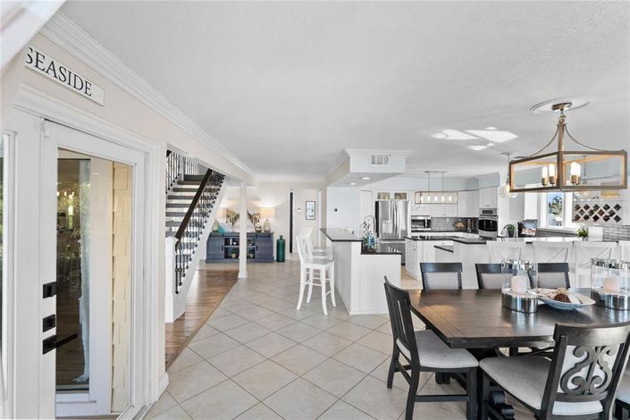 Image No.16-5 Bed Property for sale