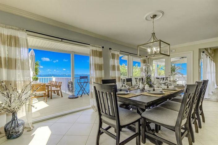 Image No.17-5 Bed Property for sale