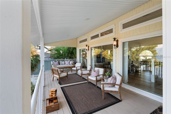 Image No.30-5 Bed Property for sale