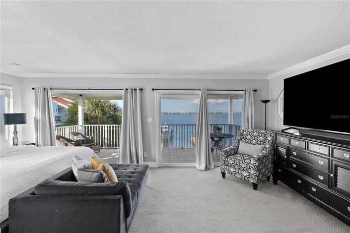 Image No.33-5 Bed Property for sale