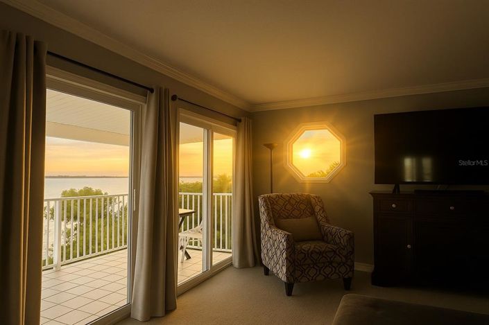 Image No.34-5 Bed Property for sale