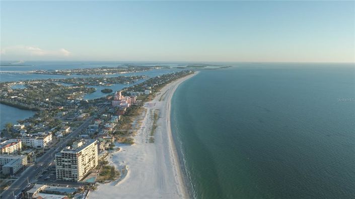 Image No.45-5 Bed Property for sale