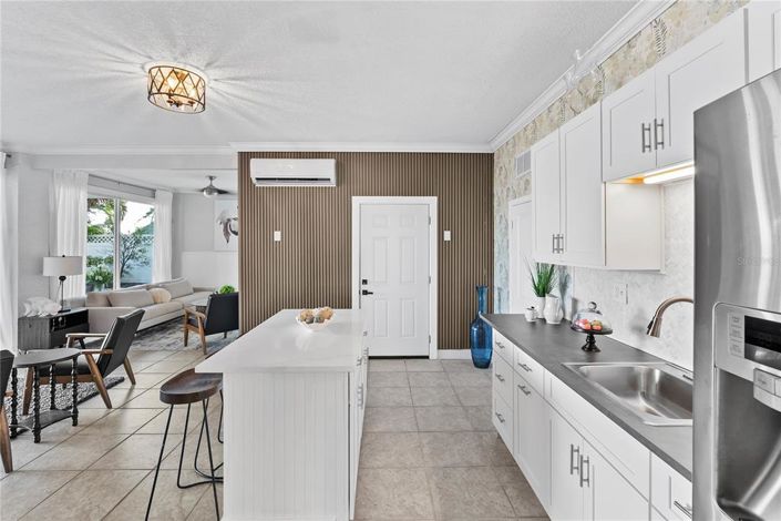 Image No.52-5 Bed Property for sale