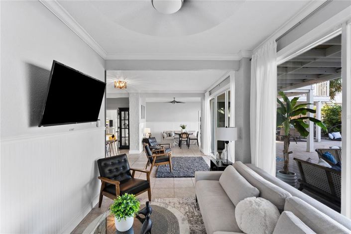 Image No.53-5 Bed Property for sale