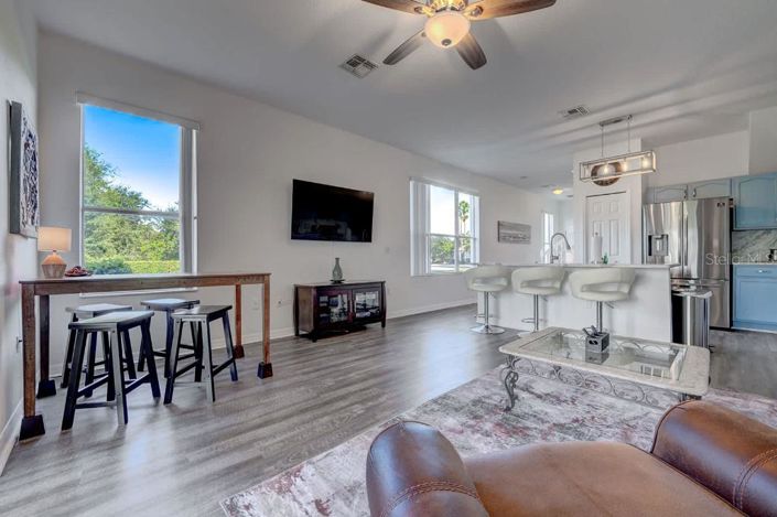 Image No.14-3 Bed Townhouse for sale