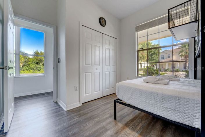 Image No.26-3 Bed Townhouse for sale