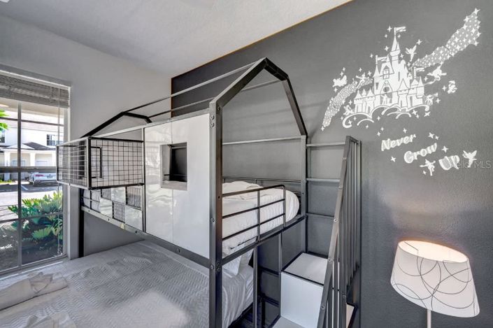 Image No.28-3 Bed Townhouse for sale