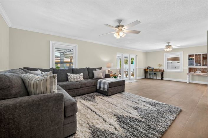 Image No.22-3 Bed Property for sale