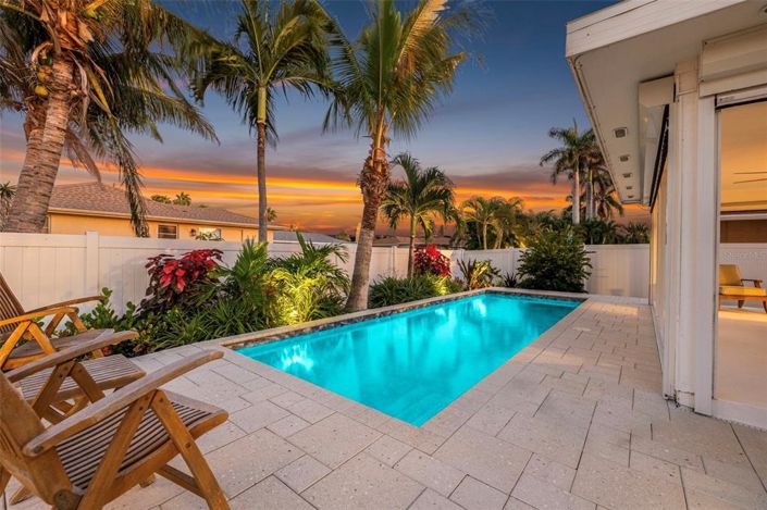 Image No.26-3 Bed Property for sale