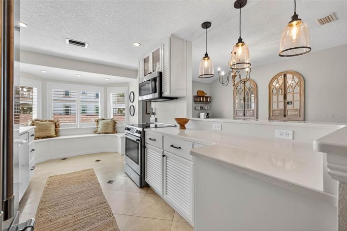 Image No.3-3 Bed Property for sale