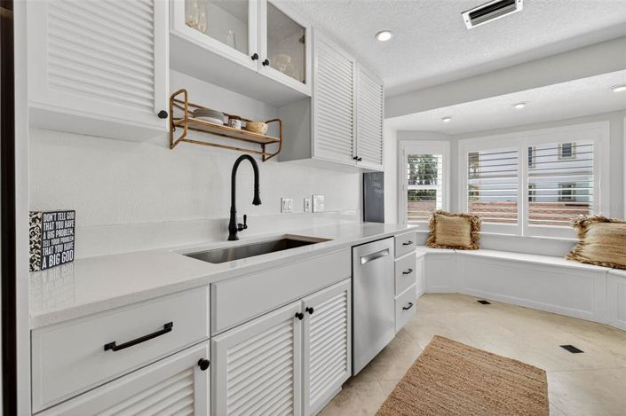 Image No.5-3 Bed Property for sale