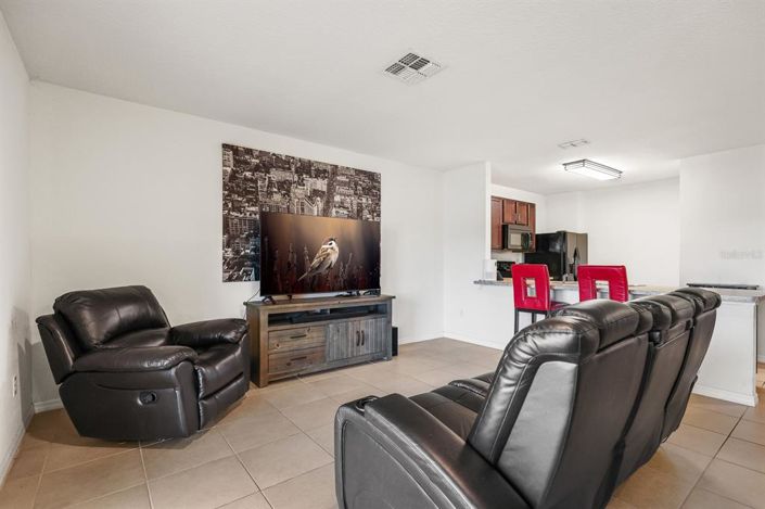 Image No.9-3 Bed Townhouse for sale