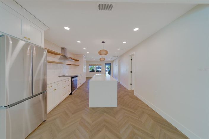 Image No.11-3 Bed Property for sale